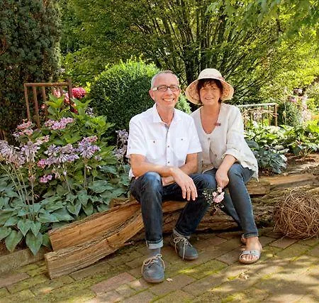 White Garden 克洛彭堡