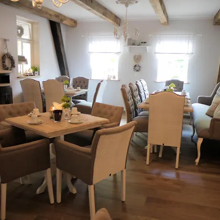 White Garden 5*